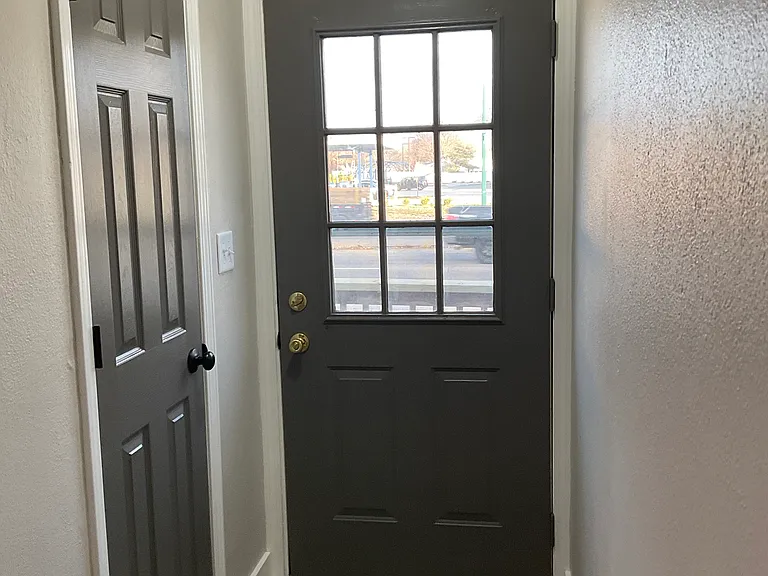 Front entry door, with coat closet