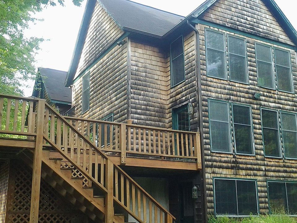 2nd image of 524 Allegheny Ave