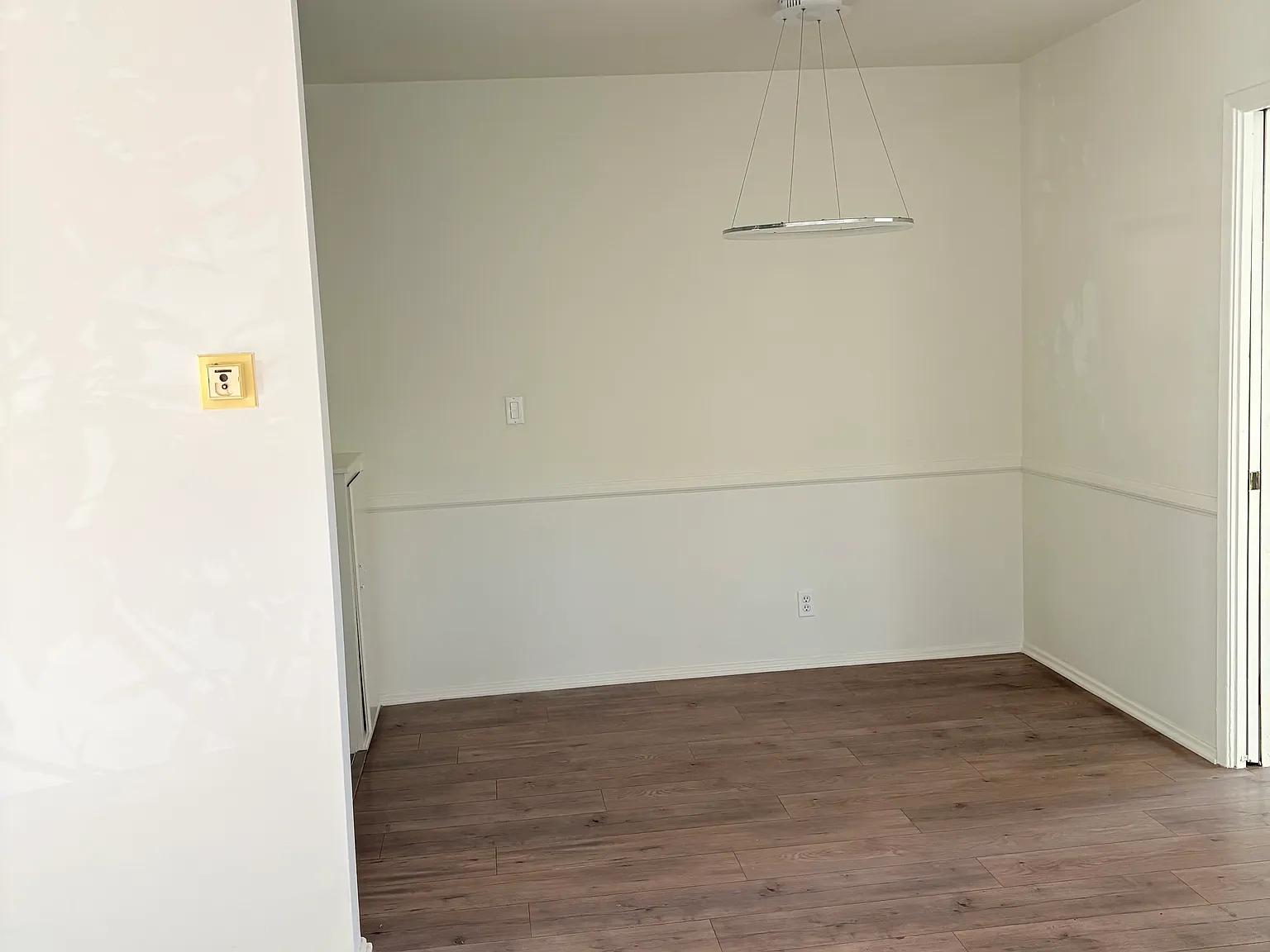 1 bed, 895 sqft, $2,600 — Photo 3