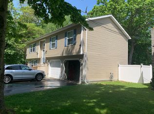 60 Leary Ave, Chicopee, MA 01020