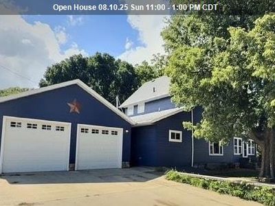 1710 Denver Ave, Spirit Lake, IA, 51360