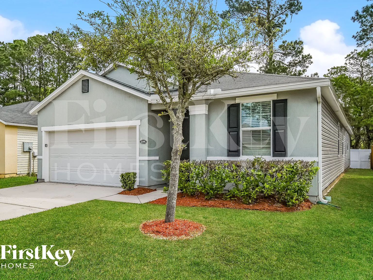 3 bed, 2.0 bath, 1829 sqft, $2,205 — Photo 2