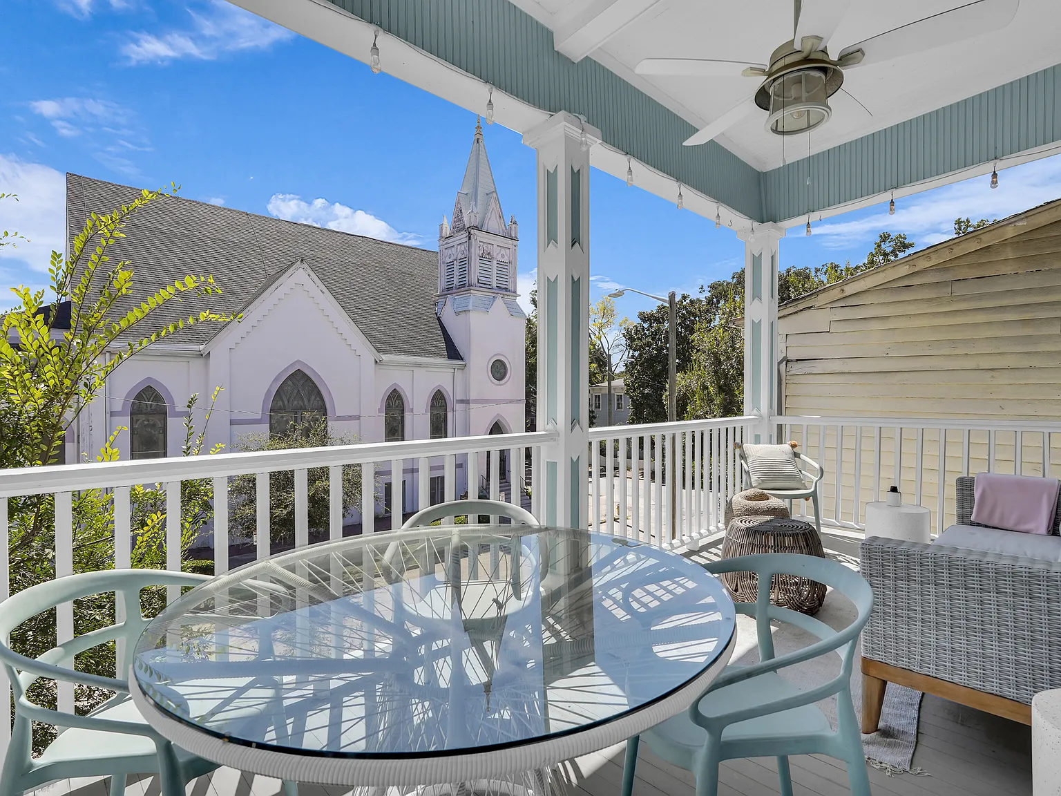 2 bed, 1.5 bath, 2000 sqft, $3,500 — Photo 4