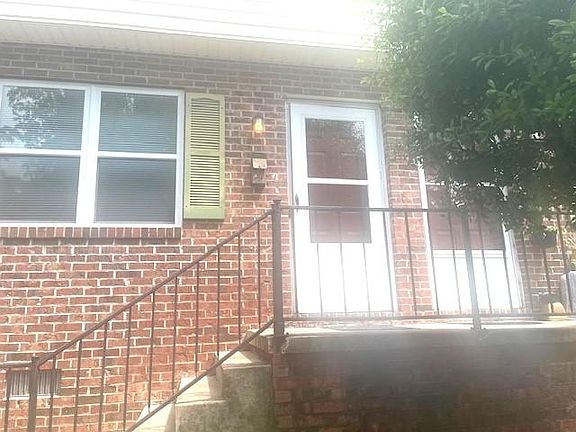 2nd image of 408 Memorial Park Dr APT I