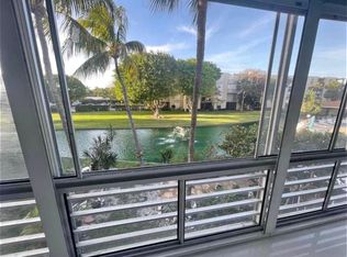 300 Waterway Dr S APT 209, Lantana, FL 33462