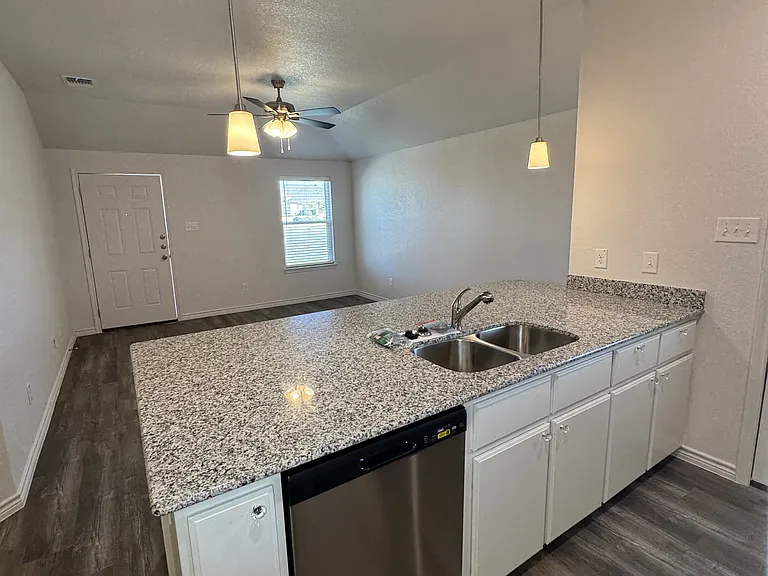 5808 McGregor Loop #A — Photo 5