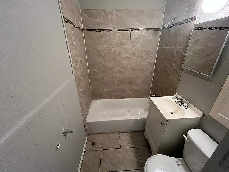 890 Dawn Dr — Photo 14