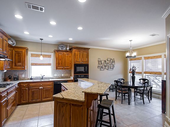 5th image of 12397 Mill House Dr