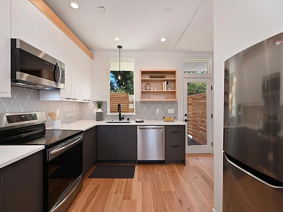 5th image of 6302 26th Ave NW #6302