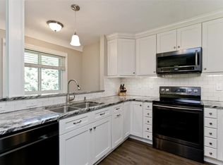 407 Red Fox Rd SE, Cedar Rapids, IA 52403