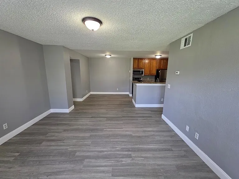 6130 Westgate Dr #102 — Photo 21