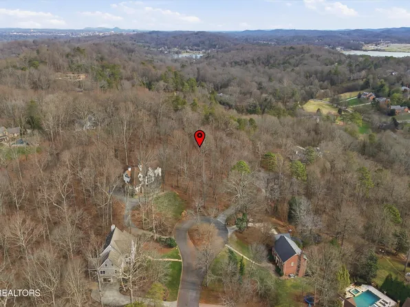 2001 Lyons Ridge Rd, Knoxville, TN 37919