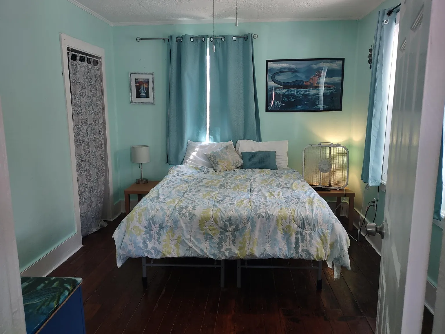 2118 Mosley St — Photo 4