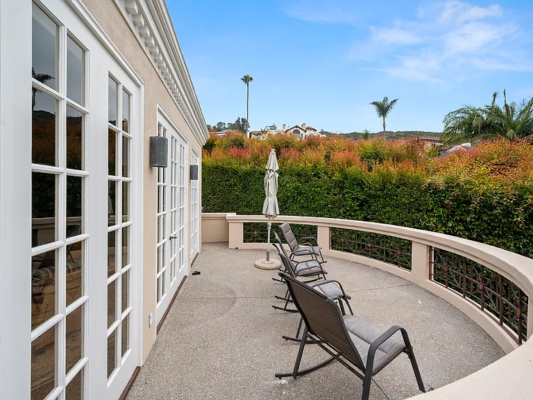 7612 Hillside Dr — Photo 17