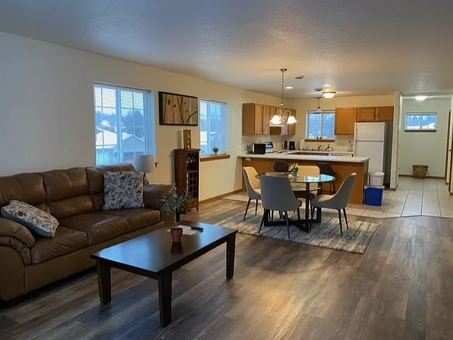 1323 Rose Marie St #2 — Photo 12