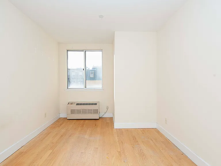 756 Myrtle Ave #4-B — Photo 4