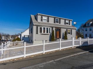 3 Bedford St, Salem, MA 01970