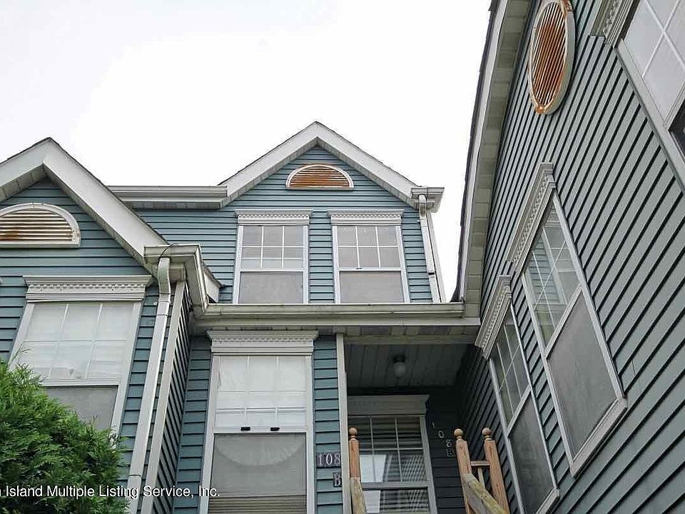 2nd image of 108 Pond Way #B