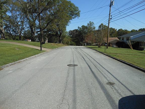 4th image of 4309 Tee Pee Dr