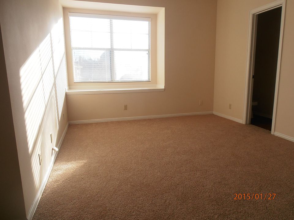 11x16 with window seat