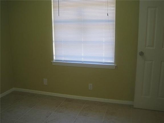 3rd image of 247 Woodmont Dr