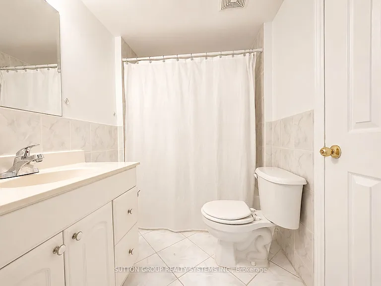 1157 Charminster Cres #LOWER — Photo 9
