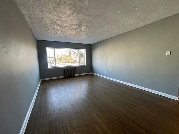 2nd image of 710 Sanford Ave #2B