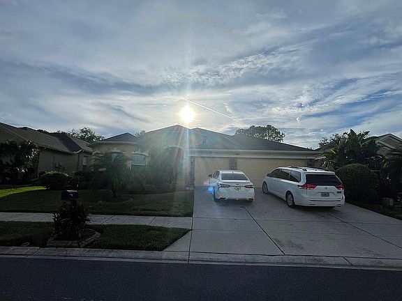 2nd image of 23406 Abercorn Ln