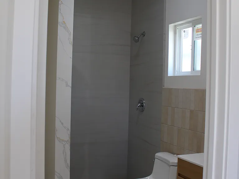 2869 Ridgeway Dr #B — Photo 7
