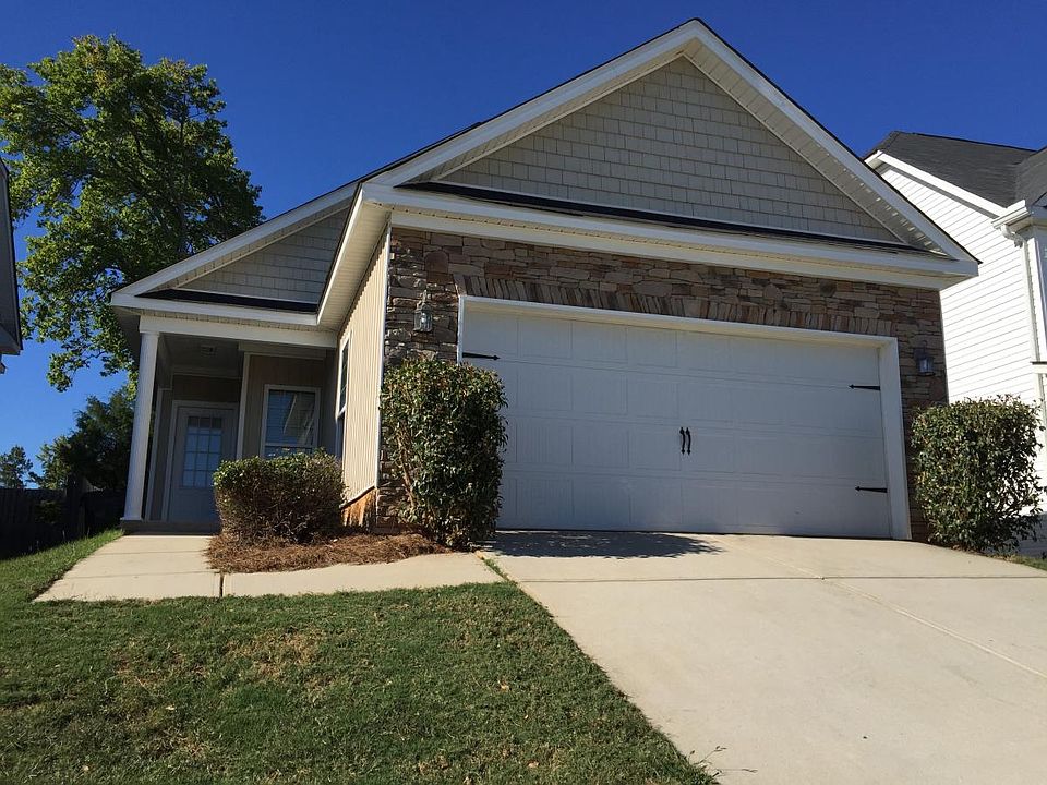 Brick and siding exterior. Double car garage