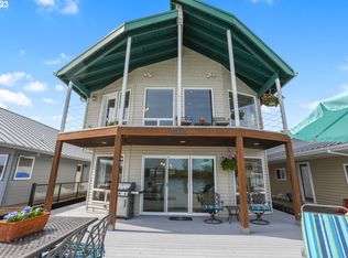 50776 Dike Rd SLIP 11, Scappoose, OR 97056