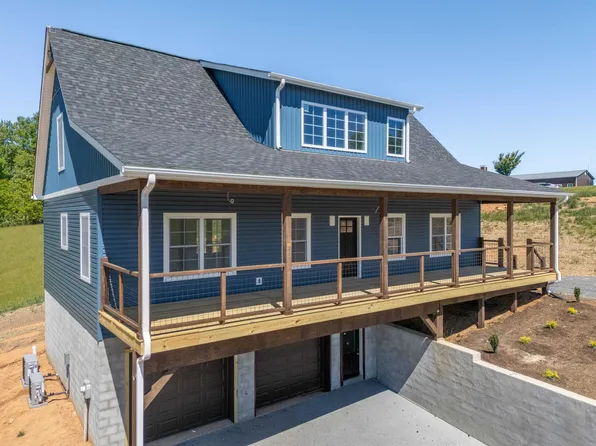 591 Edelweiss Trl, Hillsville, VA 24343