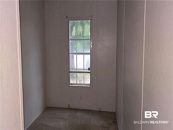 2nd image of 15296 Celeste Rd