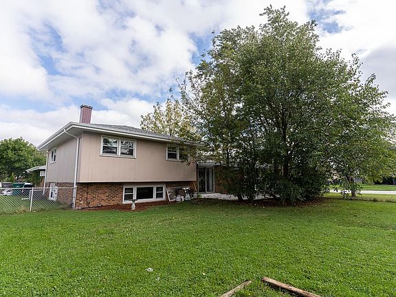 4th image of 14234 Cristina Ave