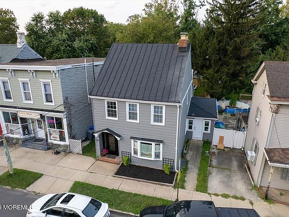 3rd image of 24381 W Main Street