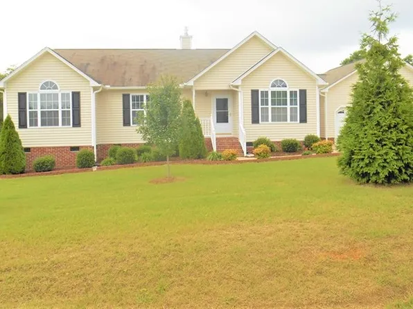 200 Rachels Way, Clayton, NC 27520