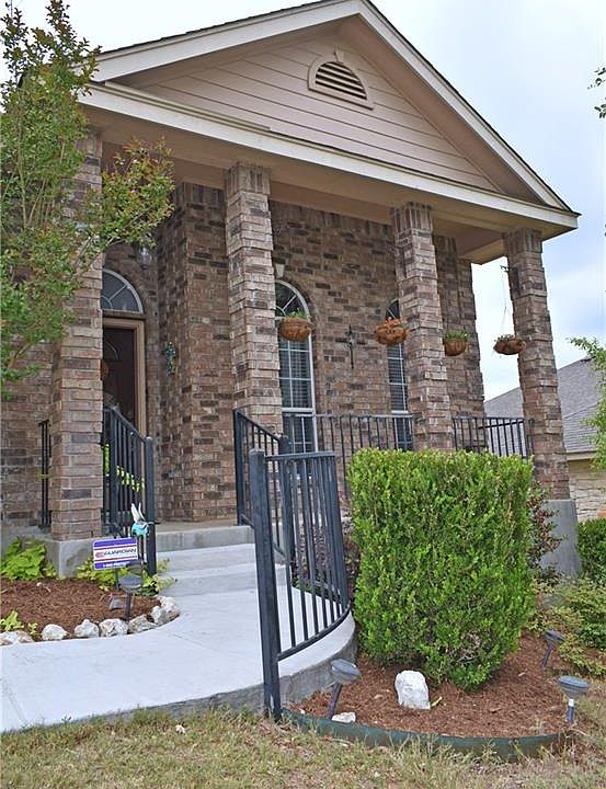 1st image of 838 San Fernando Ln