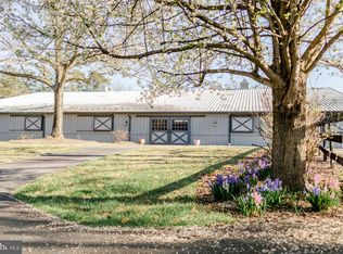 11612 Putnams Mill Rd, Hume, VA 22639