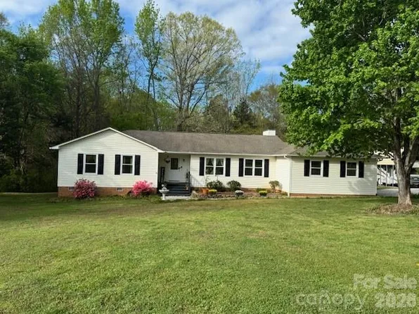 120 Captain White Dr, Rock Hill, SC 29730