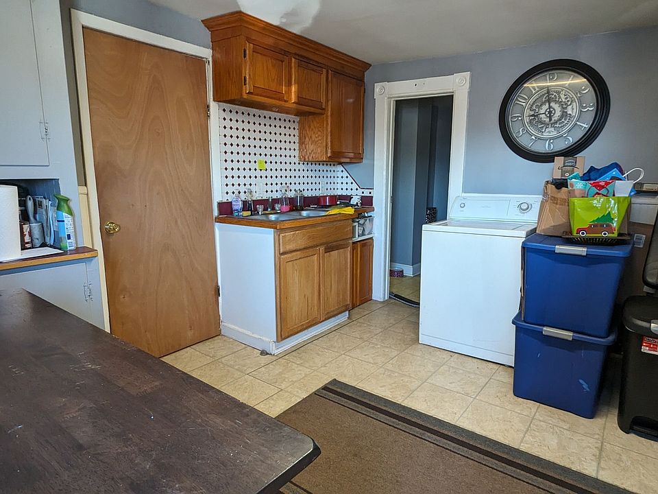 98 Columbia 98 Columbia St Cohoes NY Zillow