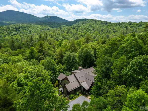 992 Found Forest Road, Cashiers, NC 28717