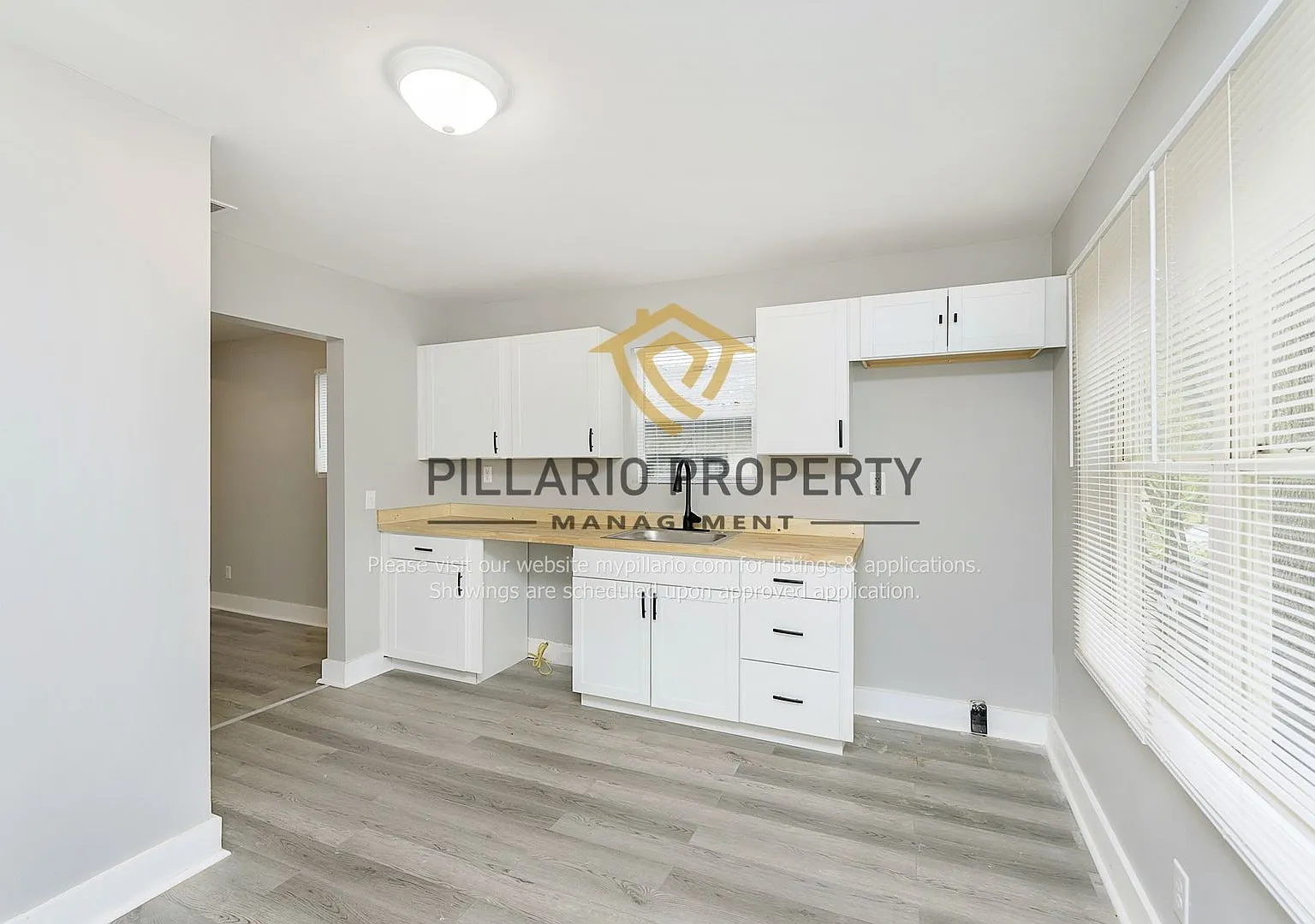 2 Bedroom Home Near Riverside Park, Available NOW! — Photo 4