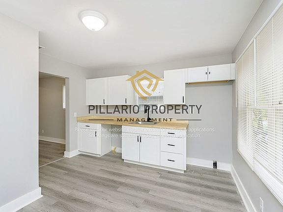 4th image of 1436 W Congress Ave