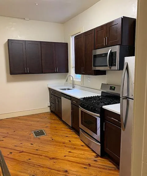 4021 Pine St #1 — Photo 4