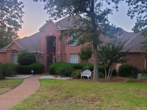 101 Inverness Dr #1, Roanoke, TX 76262