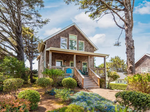 1945 NE 56th Dr, Lincoln City, OR 97367