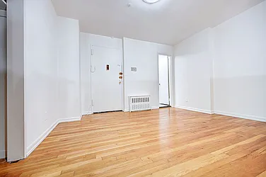 Rented by Urbane Brokerage