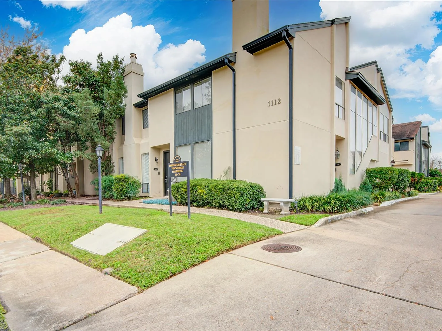2 bed, 2.5 bath, 1577 sqft, $1,600 — Photo 3