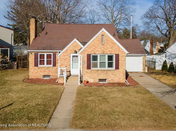 1305 Pershing Dr, Lansing, MI 48910