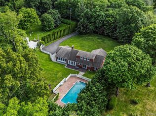 130 Sands Point Rd, Port Washington, NY 11050